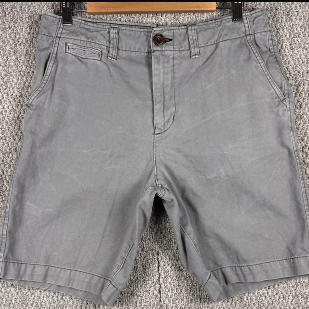 American Eagle AEO Shorts Mens 30 Gray Classic Chino 100% Cotton 9in Casual